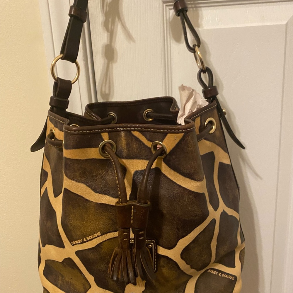 Dooney & Bourke